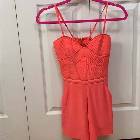 NWOT Coral Romper - Picture 2 of 3